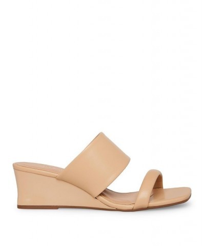 Gigi Women's Sandal Tan/Beige $41.65 Shoes