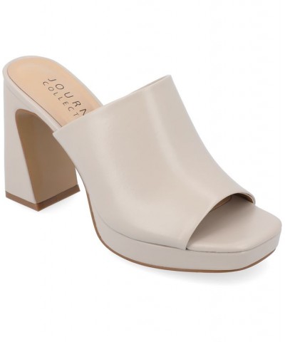 Women's Ezzlynn Platform Sandal Gray $50.99 Shoes